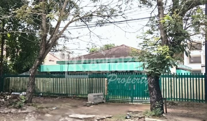 Rumah di Mentri Supeno , Semarang Selatan ( Vn 2394 )