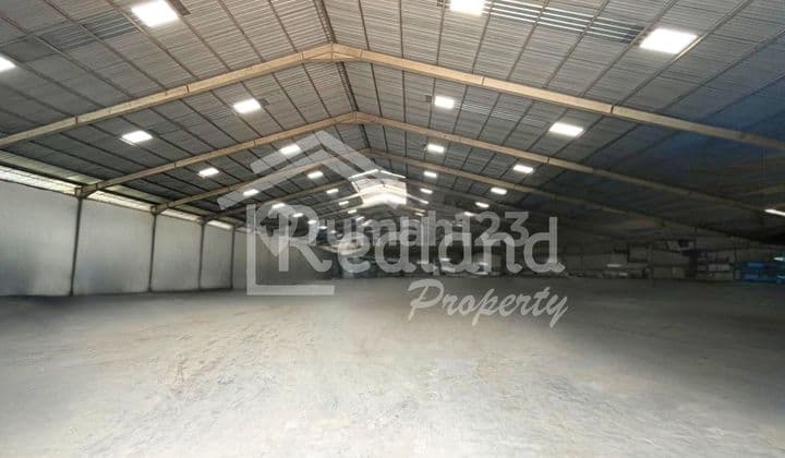 Gudang di Jl Raya Semarang Solo ( Tt Vn 8634 )