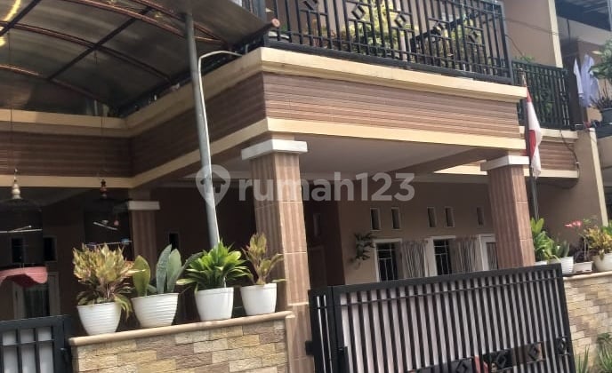 Rumah Siap Huni, Nyaman Sudah Renovasi di Perumahan Pondok Gede