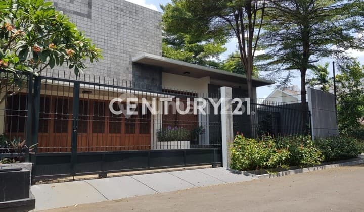 Dijual Rumah Hook di Daerah Kemang Jakarta Selatan