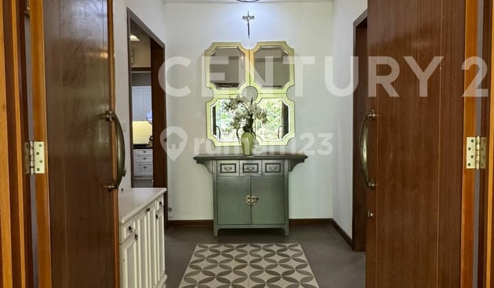 VILLA VIMALLA HILLS DI KAWASAN BERGENGSI DENGAN CLUB HOUSE