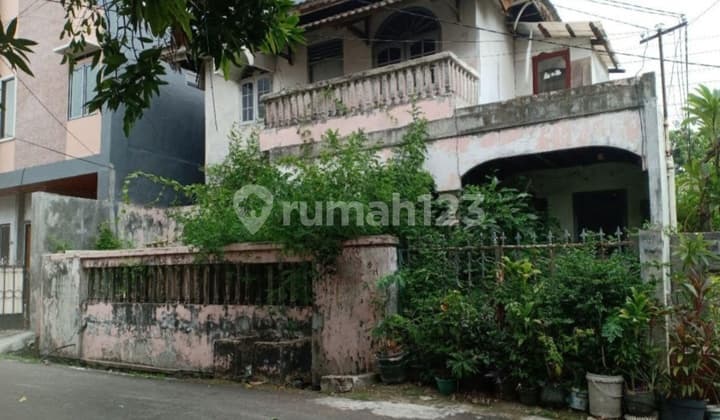 RUMAH DI RAWAMANGUN DIJUAL HITUNG TANAH SAJA DKT TAMAN DAN MESJID