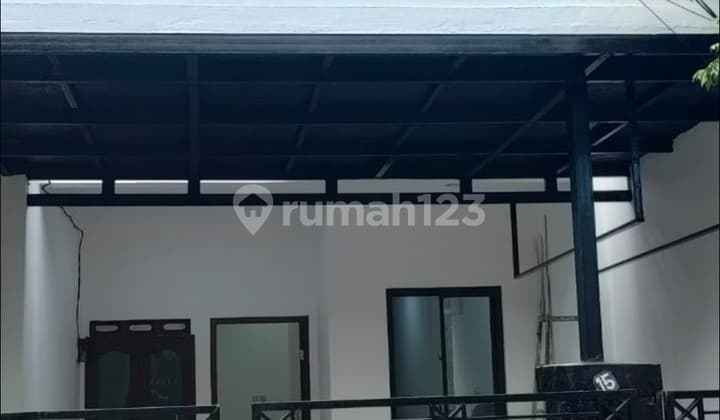 Dijual Rumah Cantik Minimalis 2 Lantai di Kampung Ambon Pulomas
