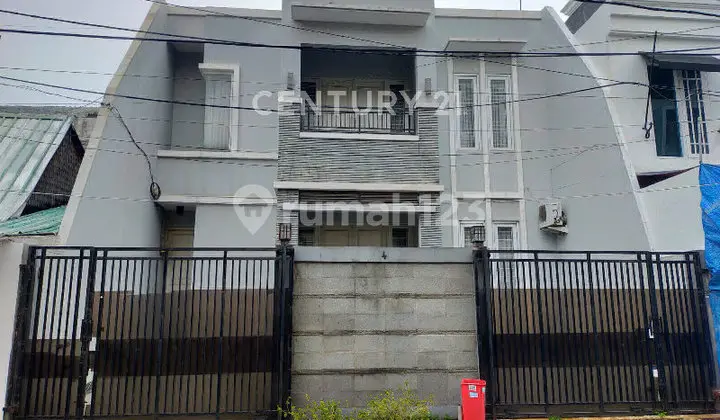 2-Storey House Ready to Move Near LRT Kayu Putih East Jakarta