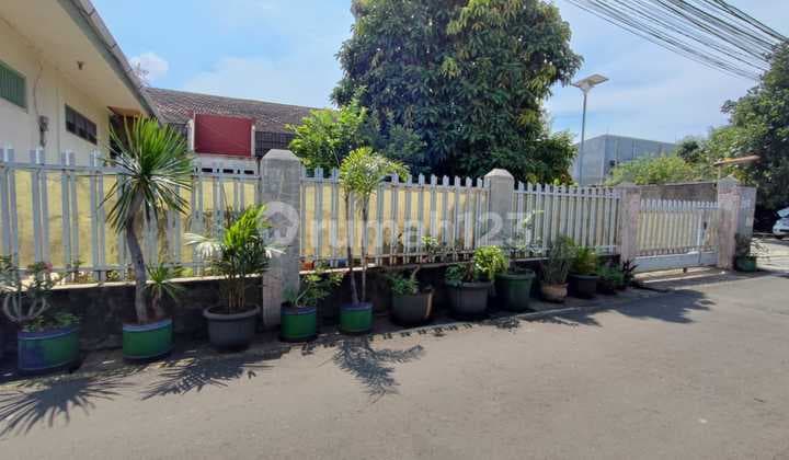 Rumah Lama di Kedoya Jakbar Hitung Tanah Harga Njop