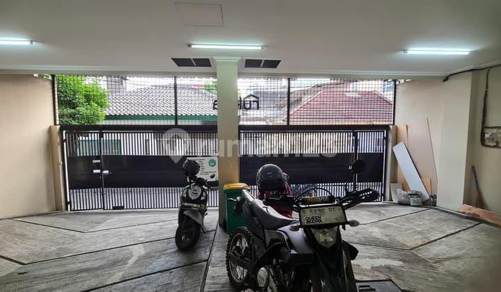 Rumah Kost 46 Kamar Full Occupancy di Pasar Baru