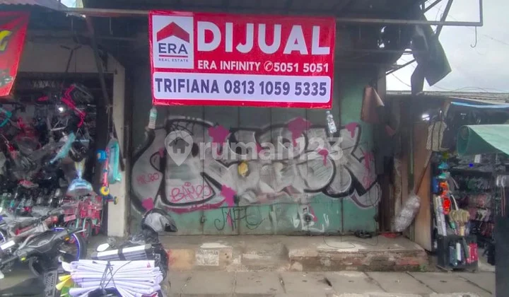 3-Storey Shophouse, Prime Roadside Location in Ciledug