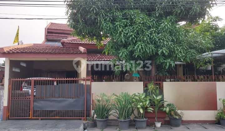 Rumah Asri Rapi Siap Huni Larangan Tangerang Kota