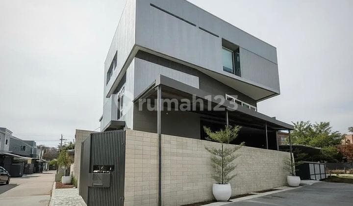 Kembangan Baru Rumah Hook Siap Pakai