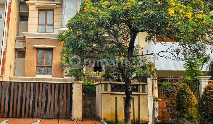 Permata Buana Rumah 3 Lantai Hadap Utara
