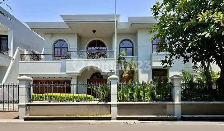 Kedoya Baru Nice House Facing East