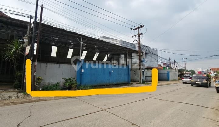Legok Gudang 3 Pintu Pinggir Jalan