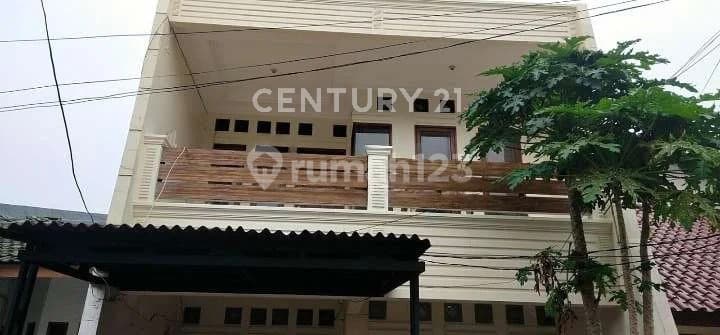 New Ready-to-Occupy 2-Story House in Pondok Kelapa