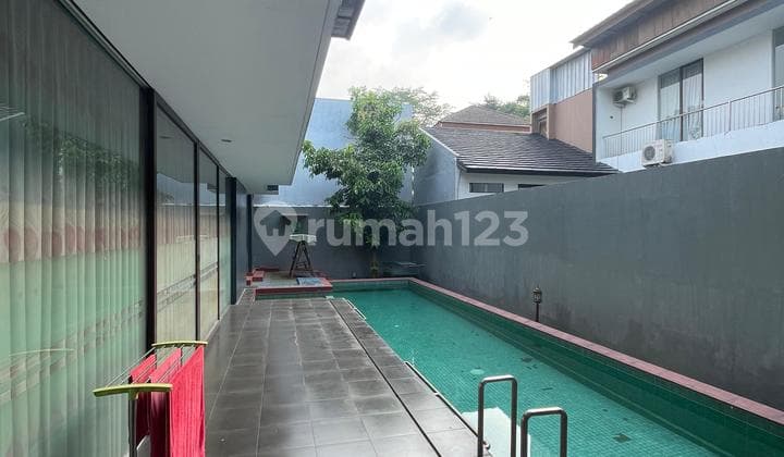 3-Story House Plus Swimming Pool, Strategically Located Near Trans Studio Cibubur