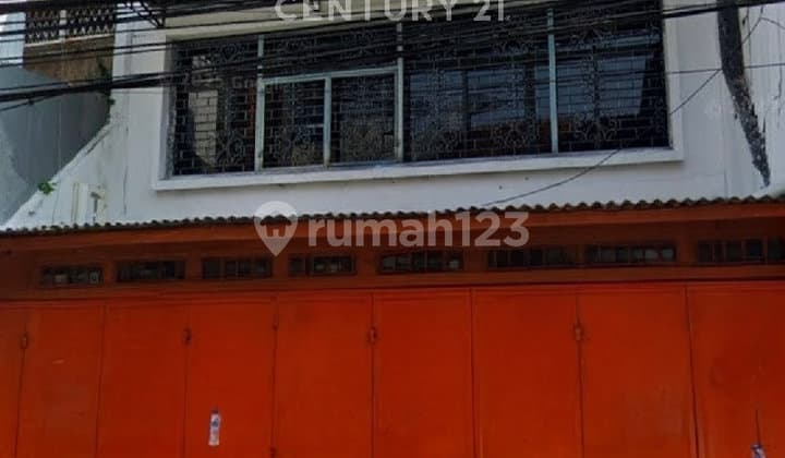 3-Story Shophouse in the Spare Parts Center of Kebon Jeruk, Jakarta