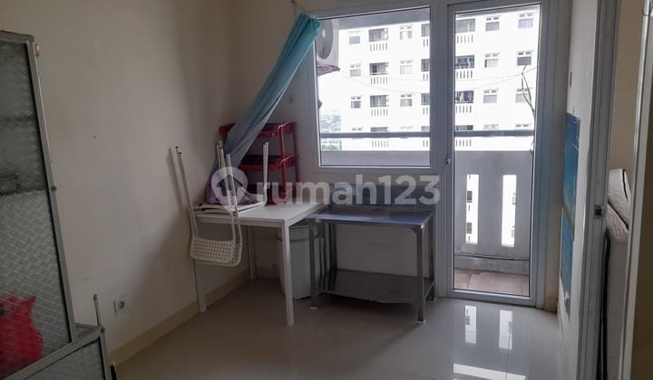 Disewakan.apartemen Green Pramuka 2Br di Atas Mall Murah Apartemen