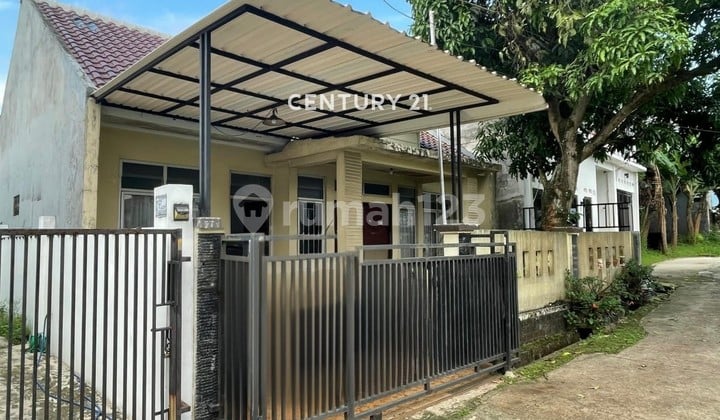 House in Jatimurni Pondok Melati Bekasi