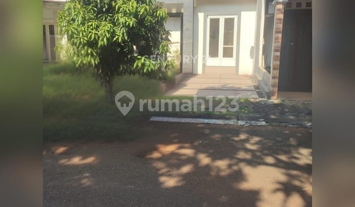 Rumah di Legenda Wisata Cibubur Gunung Putri Bogor