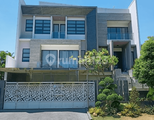 North Emerald Mansion Row 3 Mobil - Bangunan Bagus Ada Lift