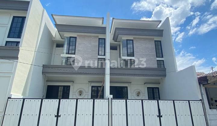 Rumah Baru Minimalis di Taman Pondok Indah 2 Lantai Sisa 1 Unit