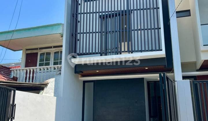 Minimalist New 2-Story House in Baruk Utara, Directly on MERR Main Road