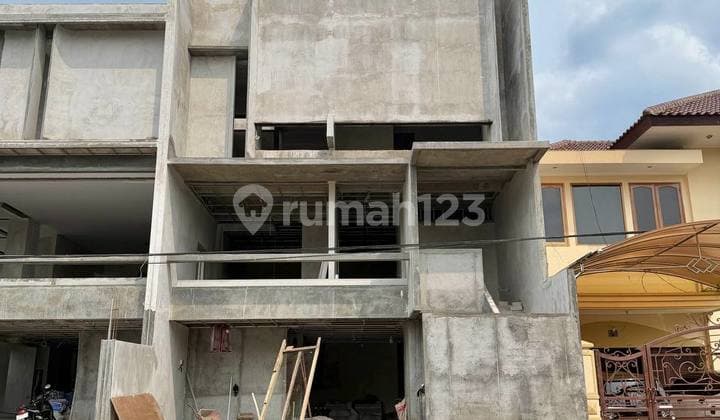Rumah Baru Premium Manyar Kertoadi 3 Lantai Design Lega Lebar 9