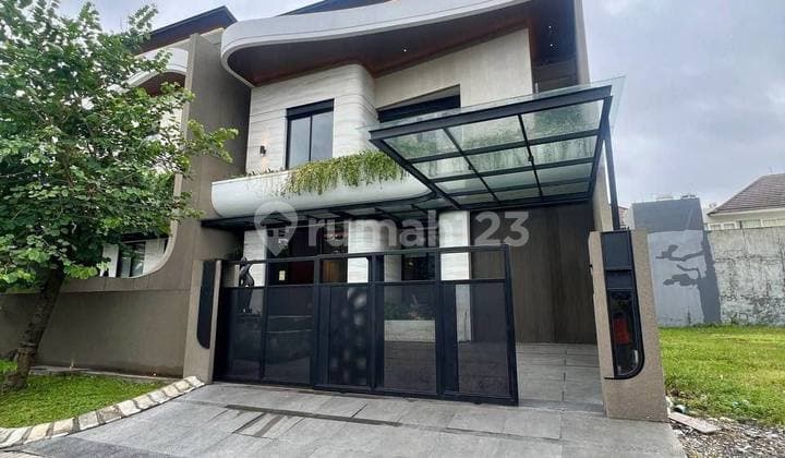 Rumah Mewah Graha Famili 2 LT Lebar 12 Include Lift + Furnished