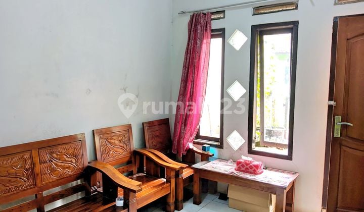 Rumah di Taman Ciputri Indah 2 Lantai