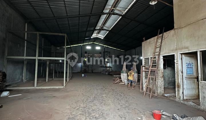Di Sewakan & Jual Gudang Cipondoh Blok A
