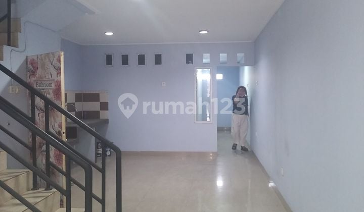 Disewakan Rumah Kresek Duri Kosambi Jakarta Barat Uk.4x24