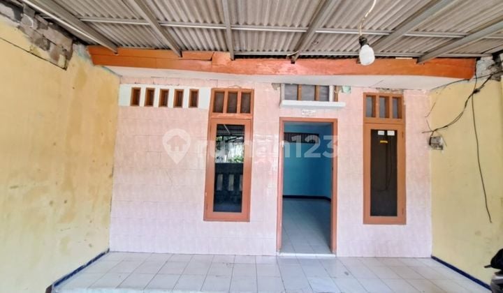 Ready-to-Occupy House in Villa Mutiara Serpong Near Graha Raya