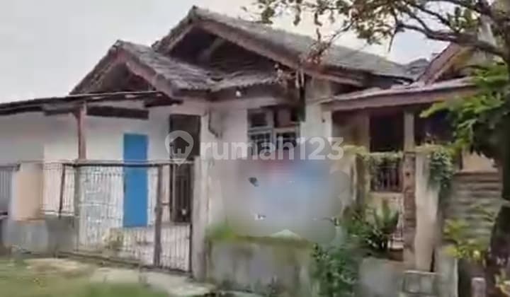 Rumah Tua Di Kosambi Dekat Bandara Soeta