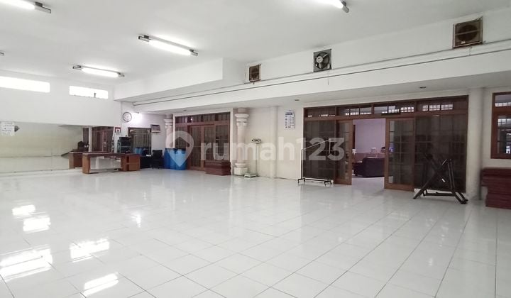 Rumah Sangat Strategis Lokasi Tengah Kota Dekat Stasiun Bandung