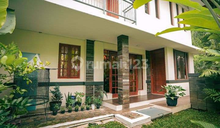 Disewakan Rumah Mewah Siap Huni Furnised Setraduta Hegar Bandung