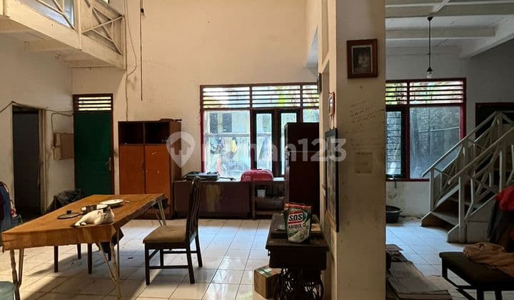 Rumah Tua Hitung Tanah Lokasi Premium Untuk Cafe, Riau, Bandung
