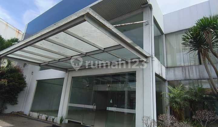 For Rent Showroom Building on Main Road Kopo Bandung