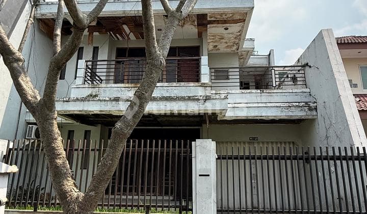 Rumah Intercon Jakarta Barat