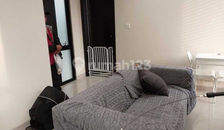 Green Royal Condo Town House Full Furnish di Jakarta Barat Nego