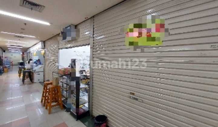 Kios Siap Pakai di ITC Fatmawati Kondisi Lingkungan Ramai Kios Siap Pakai di ITC Fatmawati Kondisi Lingkungan Ramai