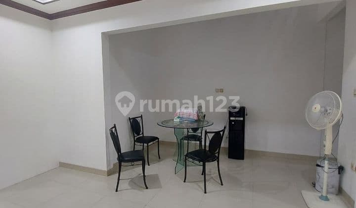 2-Story Ready-to-Live House in Kosambi Baru, West Jakarta Strategic Location