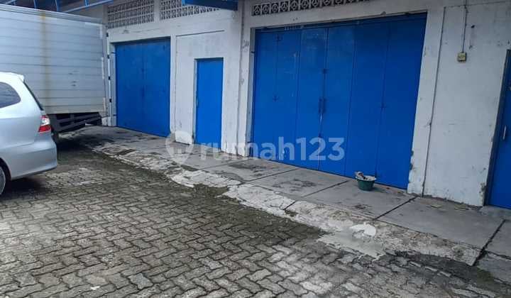 Warehouse in Hasyim Ashari Tangerang, Strategic Location, Negotiable