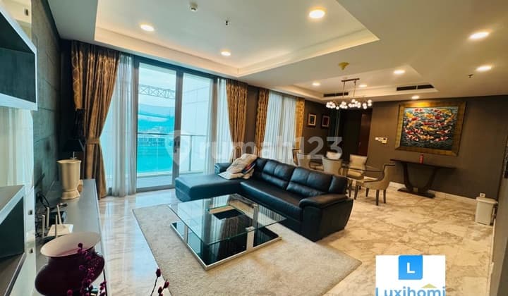 For Rent Apartment Senayan City Residence 3 Bed Became 2 Bed Sz 207m2 Furnish Private Lift, View Golf