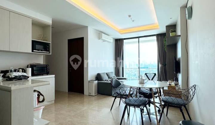 Dijual Apartemen Veranda Best Deal!! 2 Bed Size 94Sqm Furnished, Middle Floor