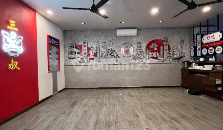 For Sale Dekat Njop Bangunan 2 Lantai Komersil Area Luas 282m2 Lokasi Kebayoran Baru - Jakarta Selatan