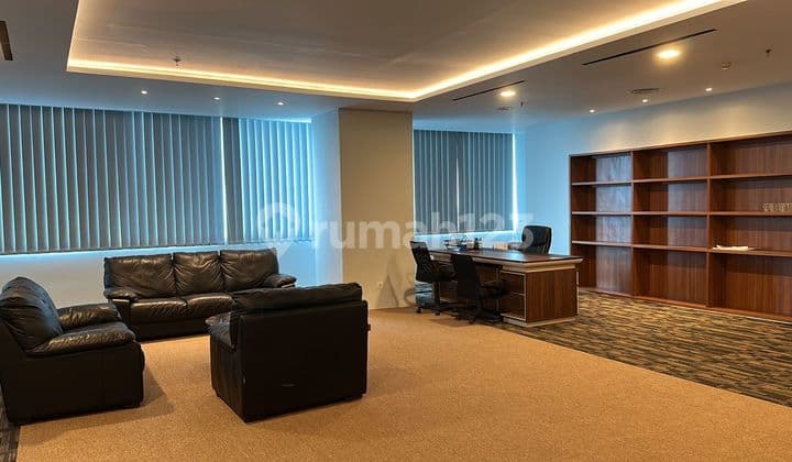Disewaka Office Space Di The Suites Tower, Pik 1