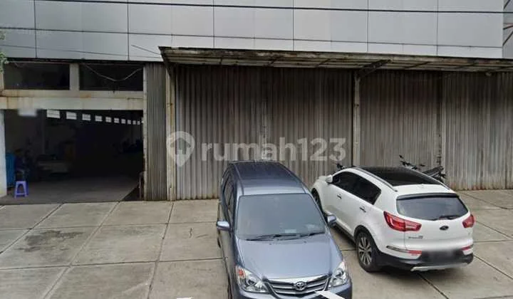 Dijual Murah Kantor Ex-Showroom Dijual Murah Kantor Ex-Showroom