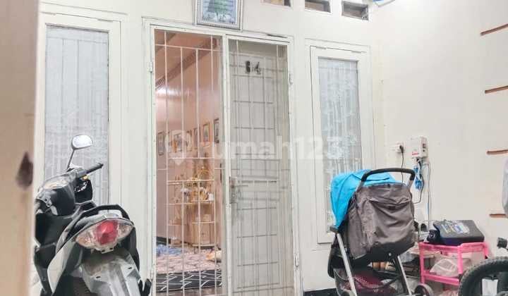 Rumah Bagus SHM Siap Huni di Kebon Nanas Jakarta Timur