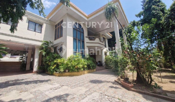 Rumah Mewah dan Luas di Jalan Hertasning Dekat Pettarani Makassar