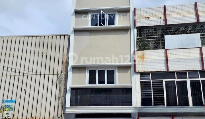 Ruko Baru Strategis Dan Siap Huni Di Jl Irian