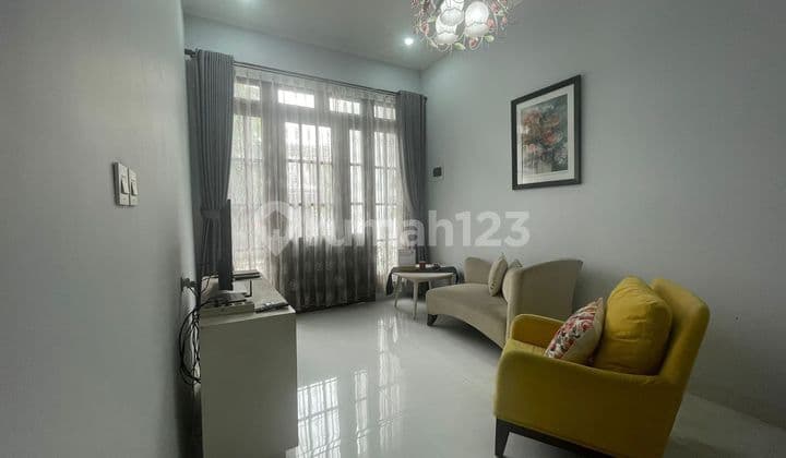 Rumah Modern 3 Lantai dengan Roof Garden Sayap Riau Bandung